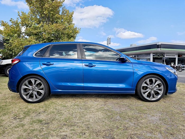 2017 Hyundai i30 SR Premium PD MY18 Marina Blue