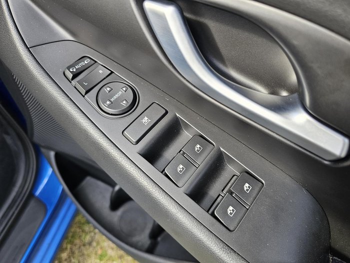 2017 Hyundai i30 SR Premium PD MY18 Marina Blue