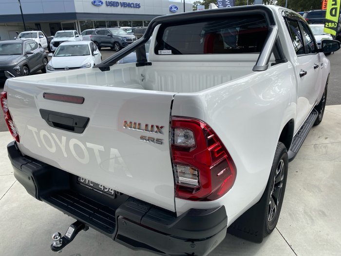2025 Toyota HiLux SR5 48V