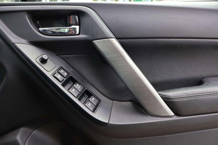 2013 Subaru Forester 2.5i-S