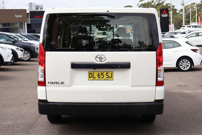 2022 Toyota Hiace