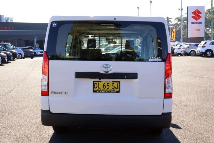 2022 Toyota Hiace