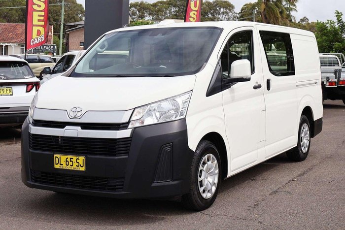 2022 Toyota Hiace