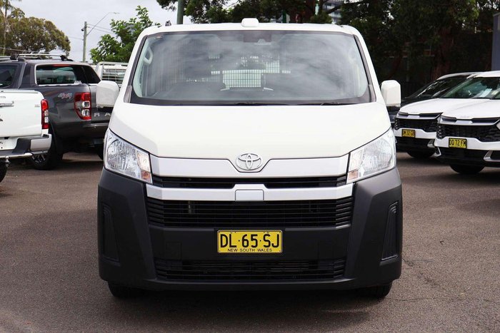 2022 Toyota Hiace