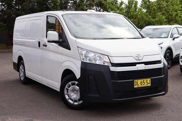 2022 Toyota Hiace