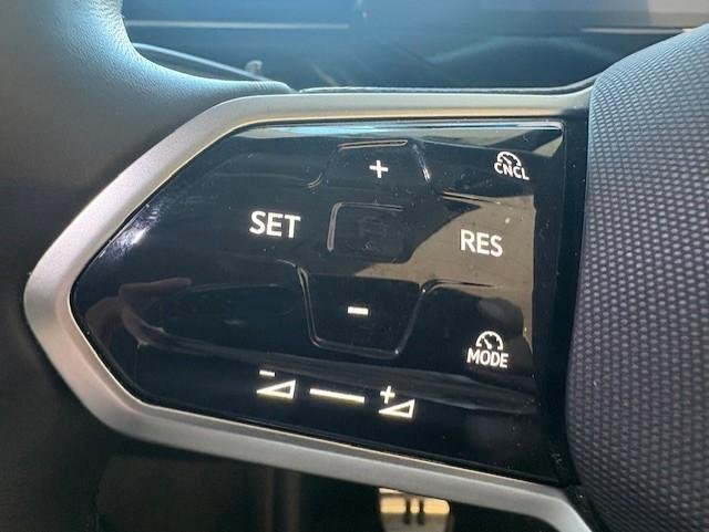 2024 Volkswagen ID. Buzz Pro BEV560