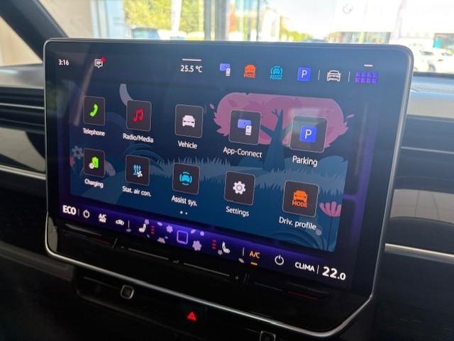 2024 Volkswagen ID. Buzz Pro BEV560