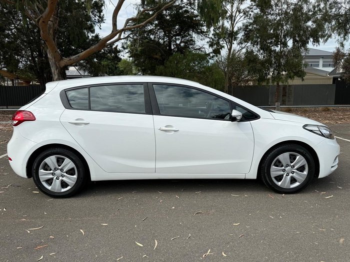 2013 Kia Cerato S YD Clear White