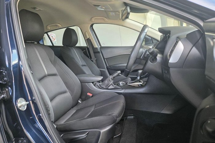 2017 Mazda 3 Maxx