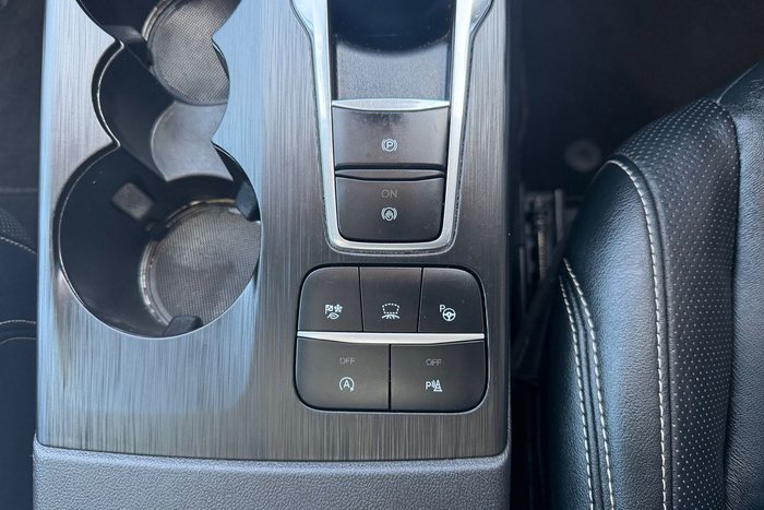 2021 Ford Escape Vignale