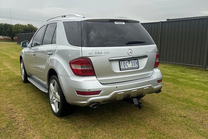 2010 Mercedes-Benz M-Class ML350 CDI BlueEFFICIENCY AMG Sports