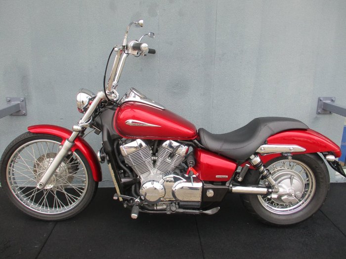 2007 Honda VT750C2 SHADOW SPIRIT RED