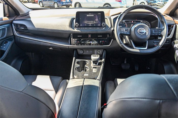 2022 Nissan X-TRAIL ST-L