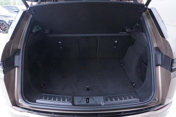 2024 Land Rover Range Rover Evoque P250 Dynamic SE