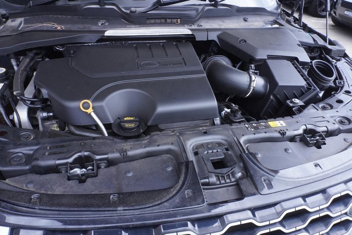 2019 Land Rover Range Rover Evoque P200 S