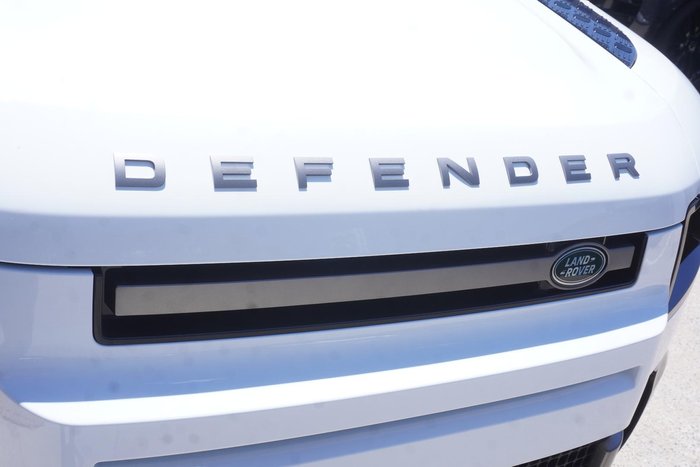 2025 Land Rover Defender 110 D350 X-Dynamic SE