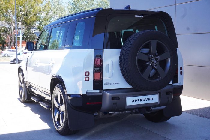 2025 Land Rover Defender 110 D350 X-Dynamic SE