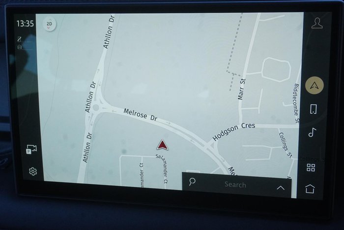 2025 Land Rover Defender 110 D350 X-Dynamic SE