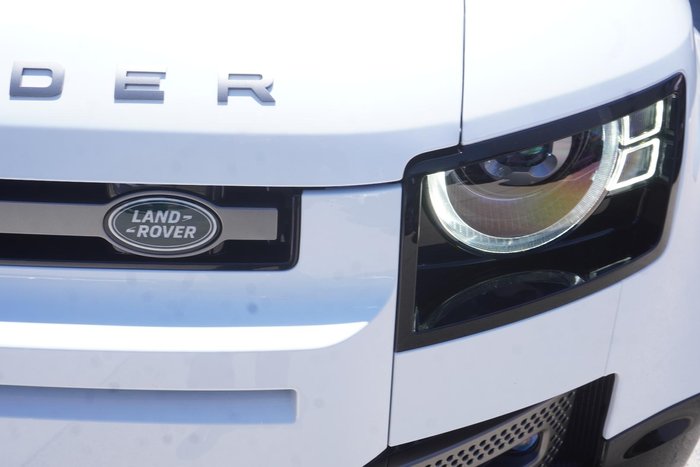 2025 Land Rover Defender 110 D350 X-Dynamic SE