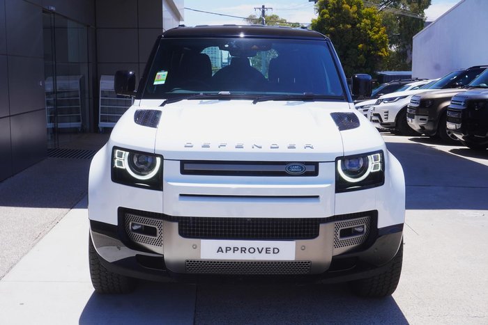 2025 Land Rover Defender 110 D350 X-Dynamic SE