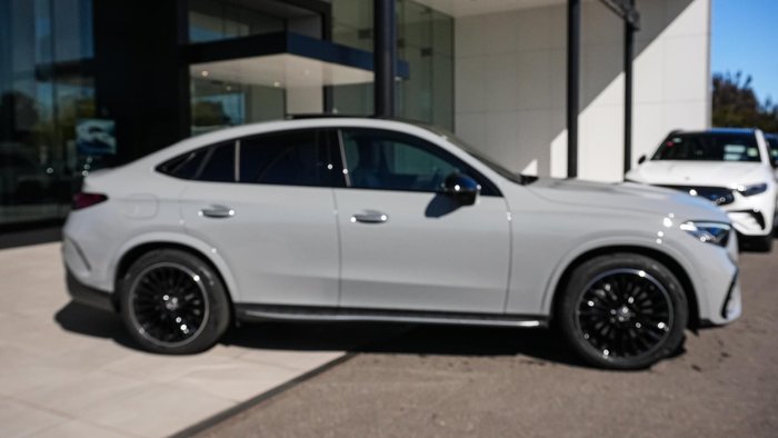 2025 Mercedes-Benz GLC-Class