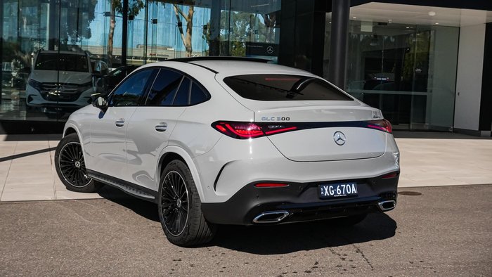 2025 Mercedes-Benz GLC-Class