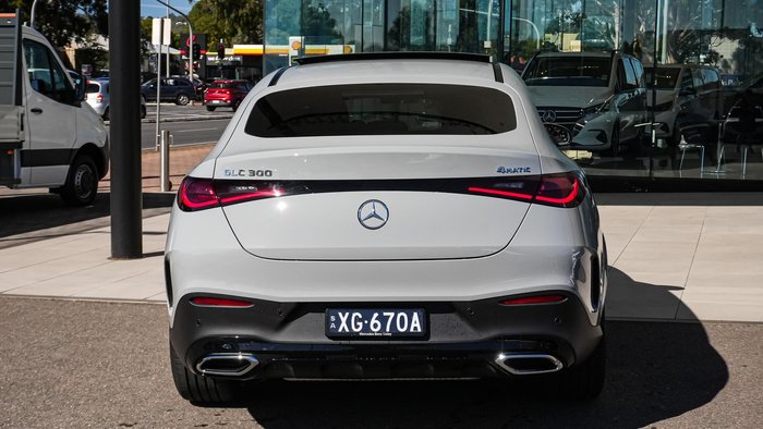 2025 Mercedes-Benz GLC-Class