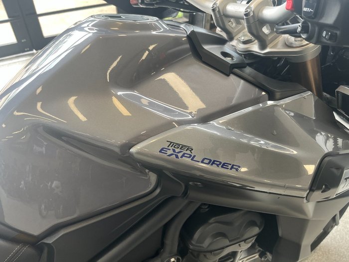 2012 Triumph TIGER EXPLORER GREY