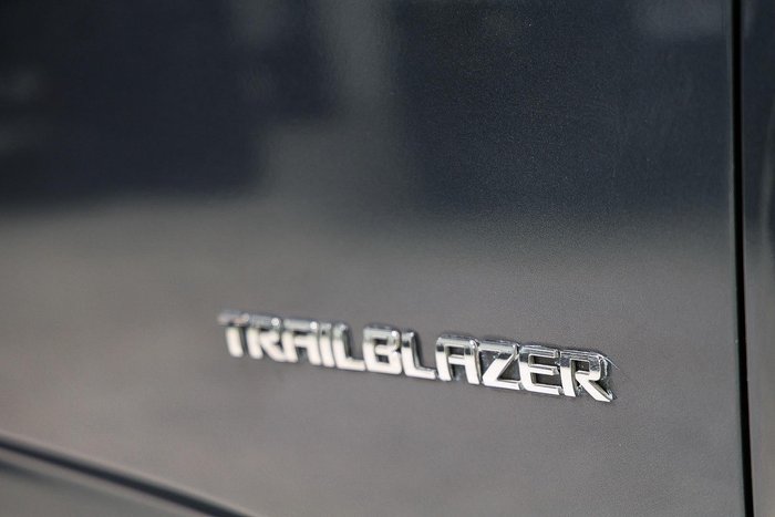 2020 Holden Trailblazer LTZ RG MY20 4X4 Dual Range Dark Shadow