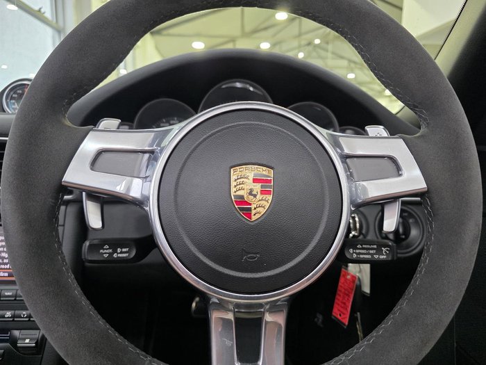 2011 Porsche 911 Carrera GTS