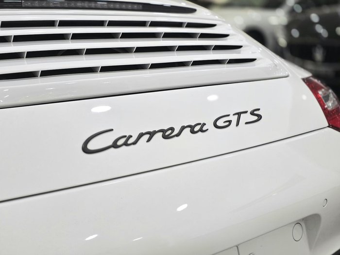 2011 Porsche 911 Carrera GTS