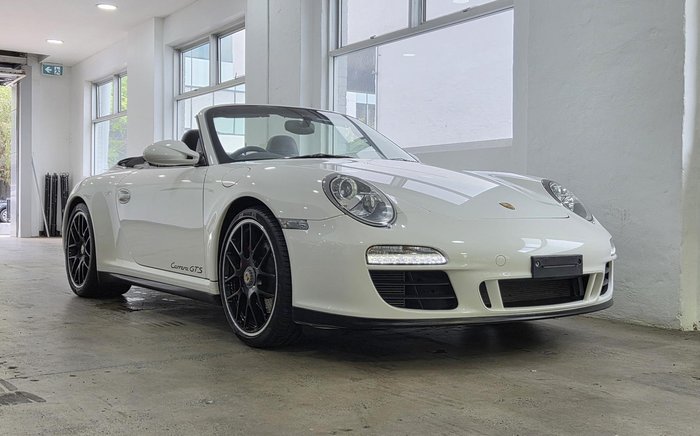 2011 Porsche 911 Carrera GTS