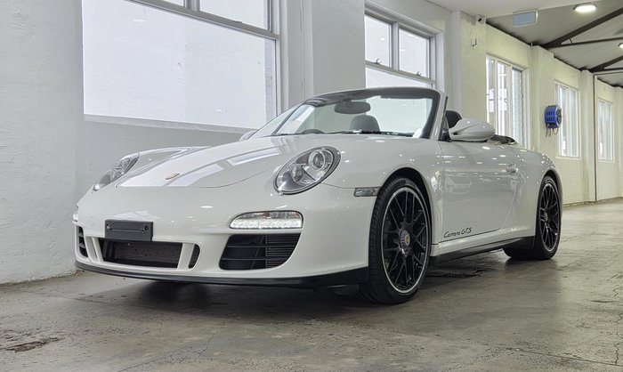 2011 Porsche 911 Carrera GTS