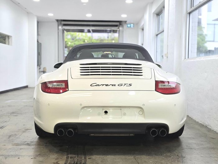 2011 Porsche 911 Carrera GTS