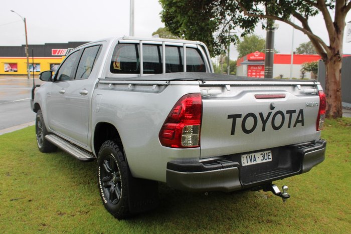 2023 Toyota Hilux SR