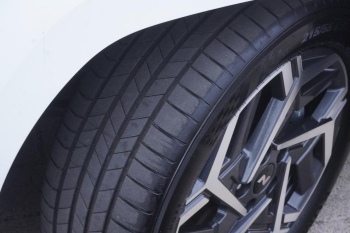 2025 Hyundai Kona Hybrid Premium