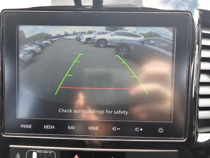 2024 Mitsubishi Pajero Sport GLS