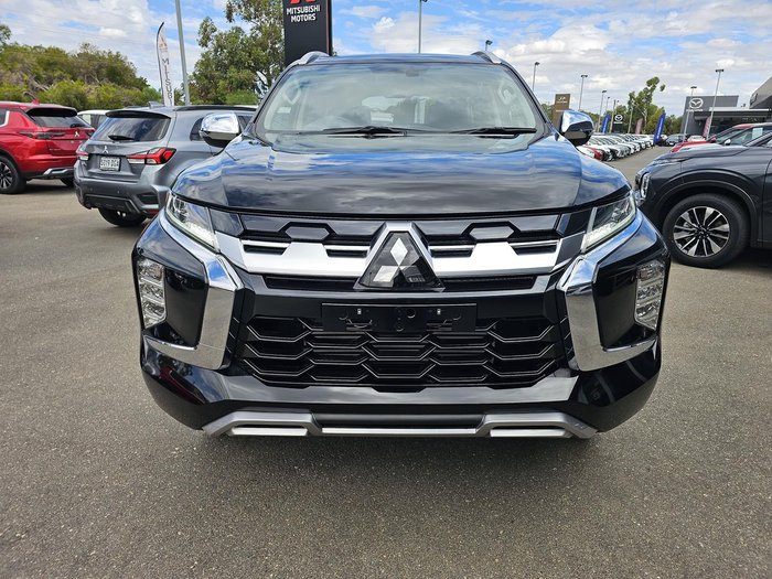 2024 Mitsubishi Pajero Sport GLS