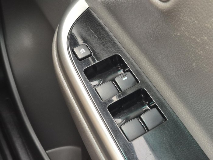 2017 Mitsubishi Triton GLS