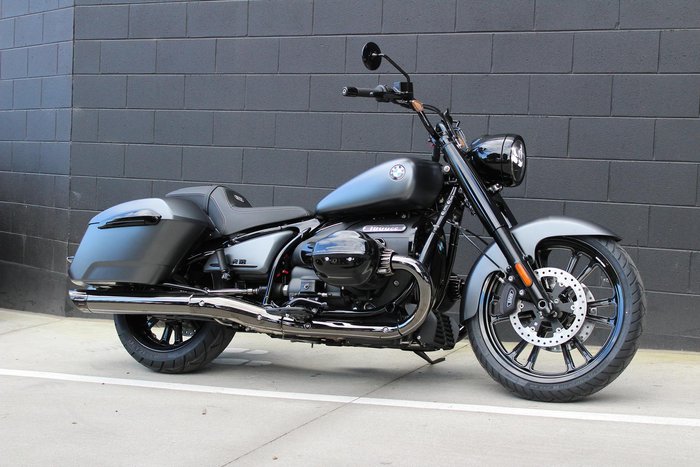 2025 BMW R 18 Roctane