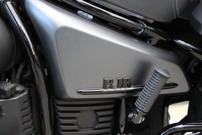 2025 BMW R 18 Roctane