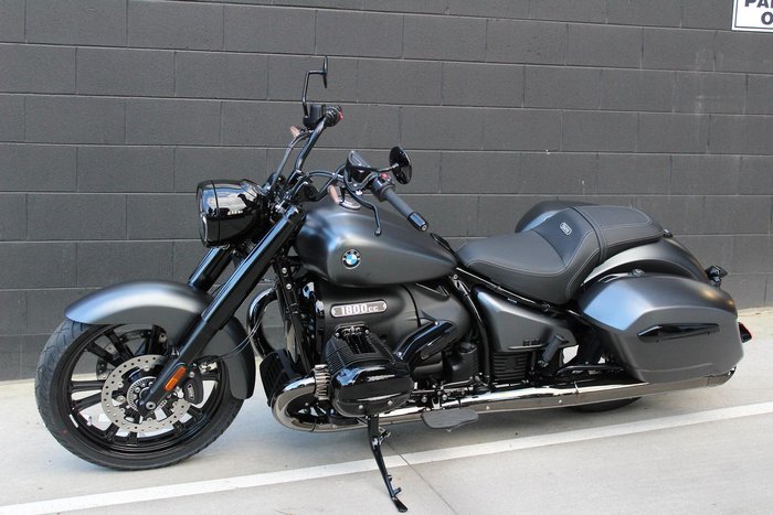 2025 BMW R 18 Roctane