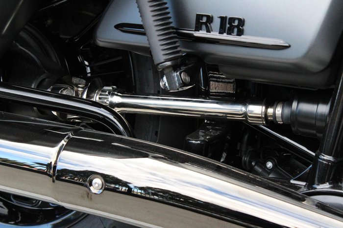 2025 BMW R 18 Roctane