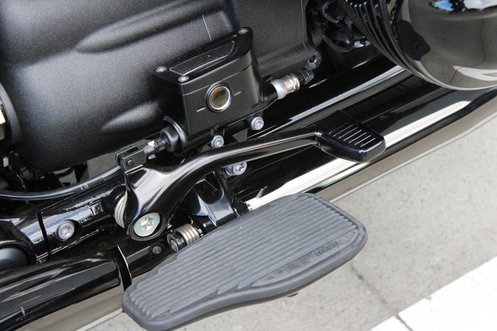 2025 BMW R 18 Roctane