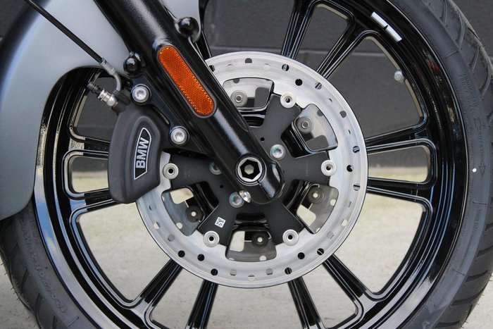 2025 BMW R 18 Roctane