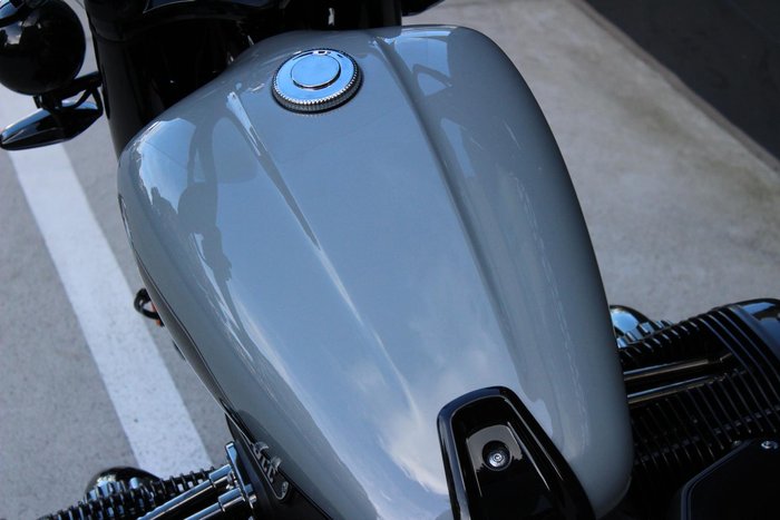 2025 BMW R 18 Classic Blacked Out