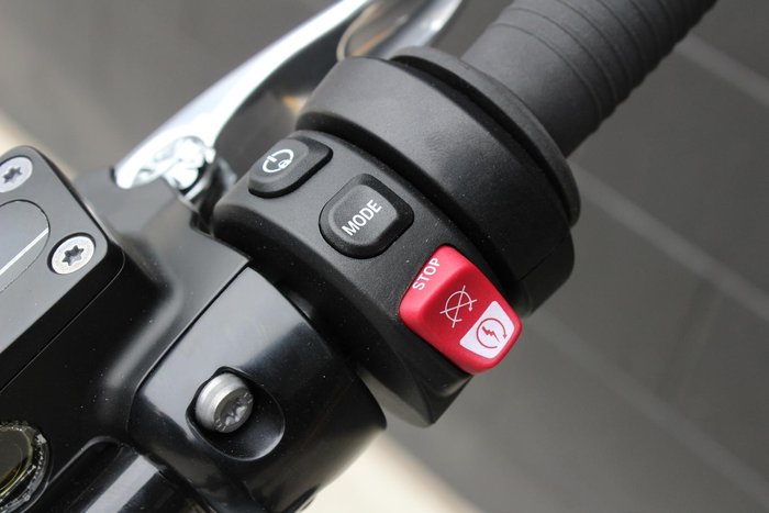 2025 BMW R 18 Blacked Out