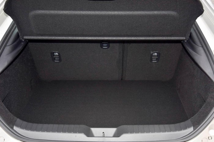 2025 Mazda 3 G25 Astina