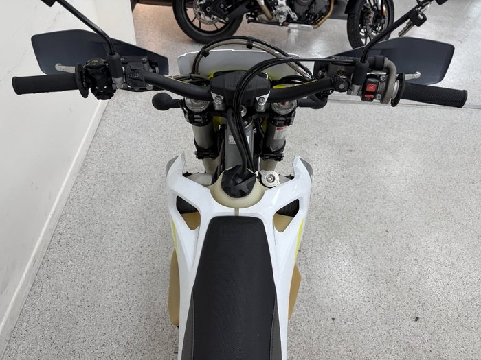 2022 HUSQVARNA FE501 White