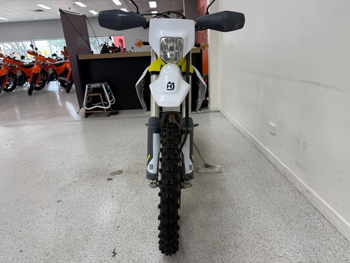 2022 HUSQVARNA FE501 White